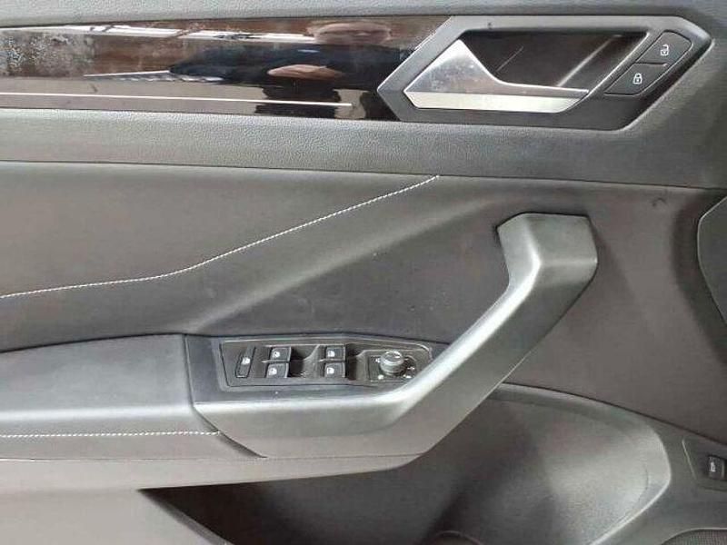 Gebraucht VW T-Roc IQ Drive 150 PS (110 kW) 2025 Weiß SUV