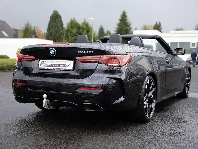 Gebraucht BMW 440 Performance 374 PS (275 kW) 2025 Schwarz Cabrio
