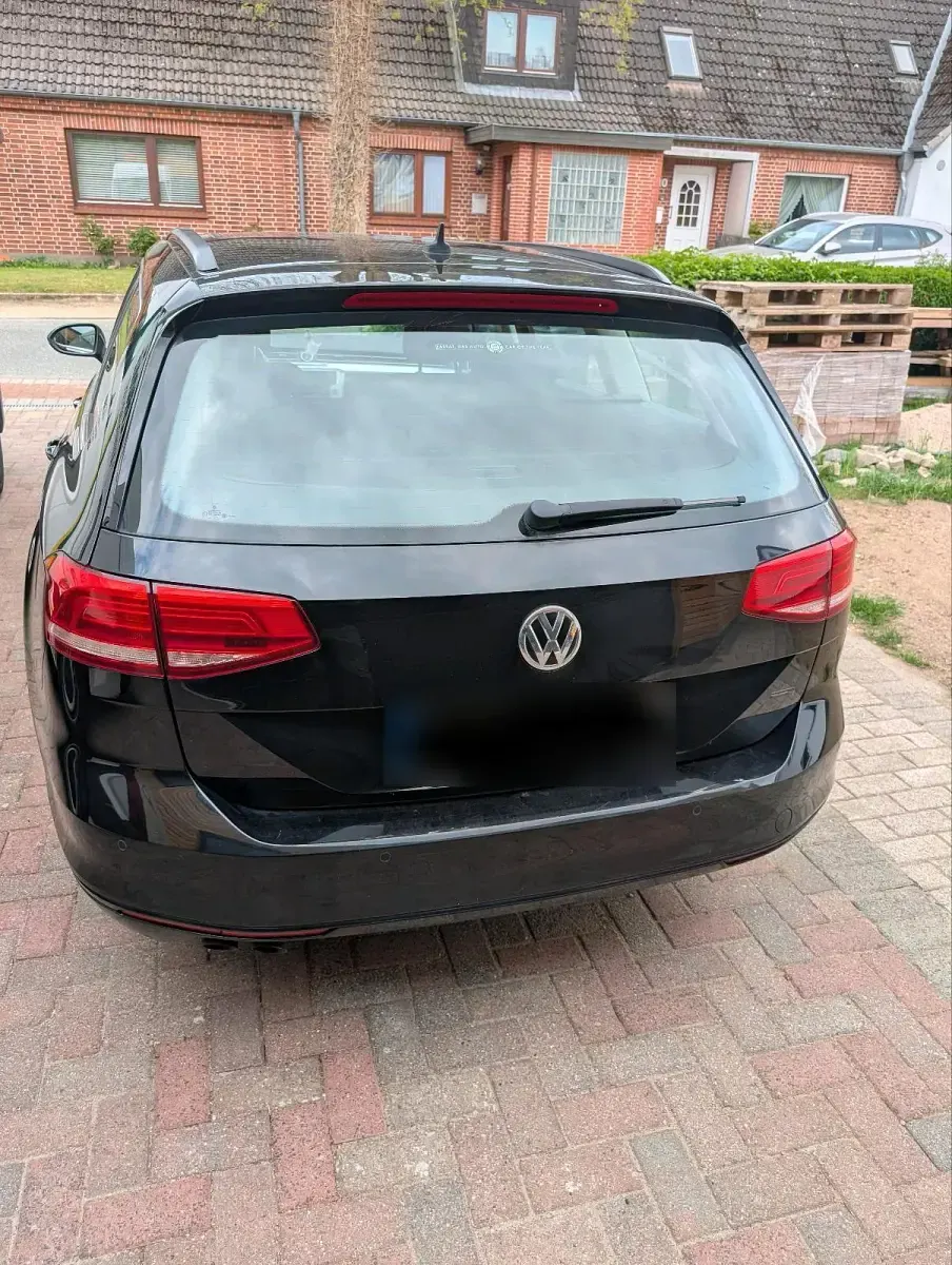 Używany VW Passat 190 KM (139 kW) 2015 Czarny Kombi