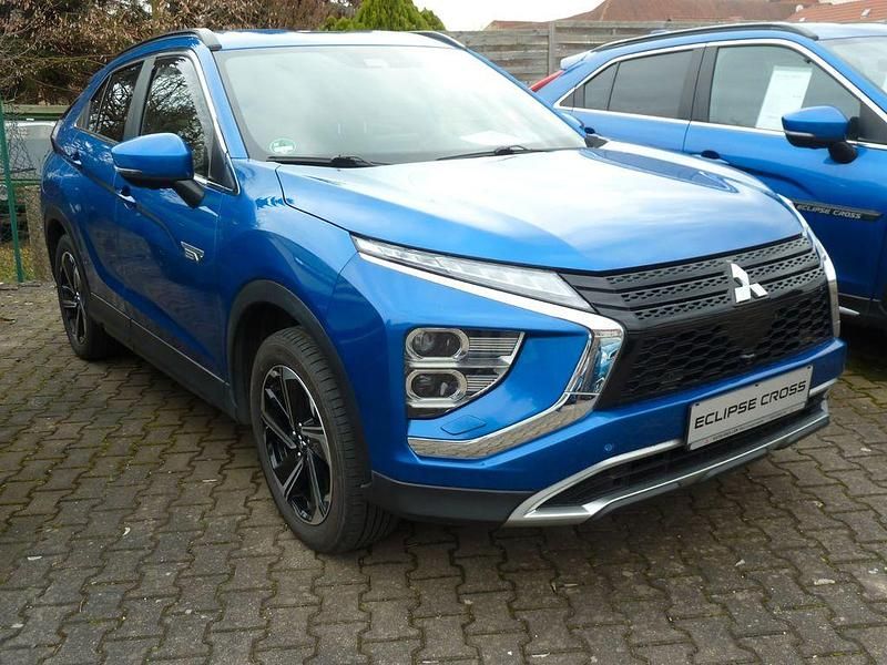 Gebraucht Mitsubishi Eclipse Cross Edition 98 PS (72 kW) 2021 Blau SUV