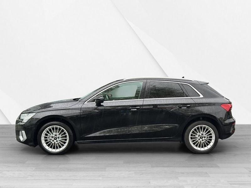 Gebraucht Audi A3 Advanced Plus 150 PS (110 kW) 2023 Mythosschwarz metallic Limousine