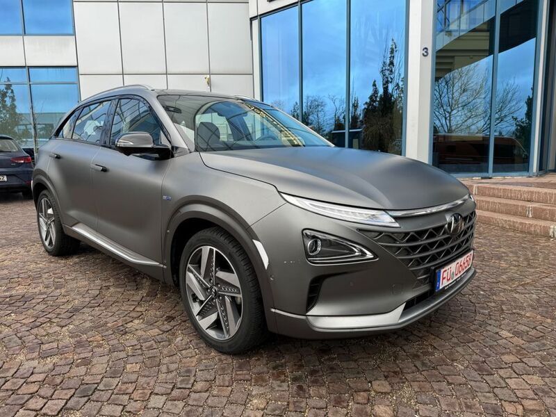 Grau Gebraucht 2019 Hyundai Nexo Premium SUV | 15.000 € - Bild 1/4