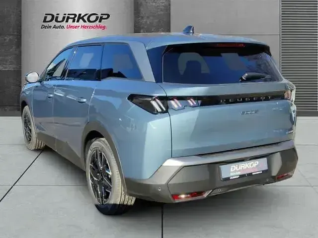 Neu Peugeot 5008 Allure 146 PS (107 kW) 2026 Blau SUV
