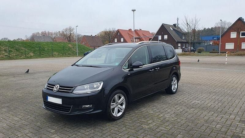 Gebraucht VW Sharan Match 140 PS (102 kW) 2012 Schwarz Van / Kleinbus