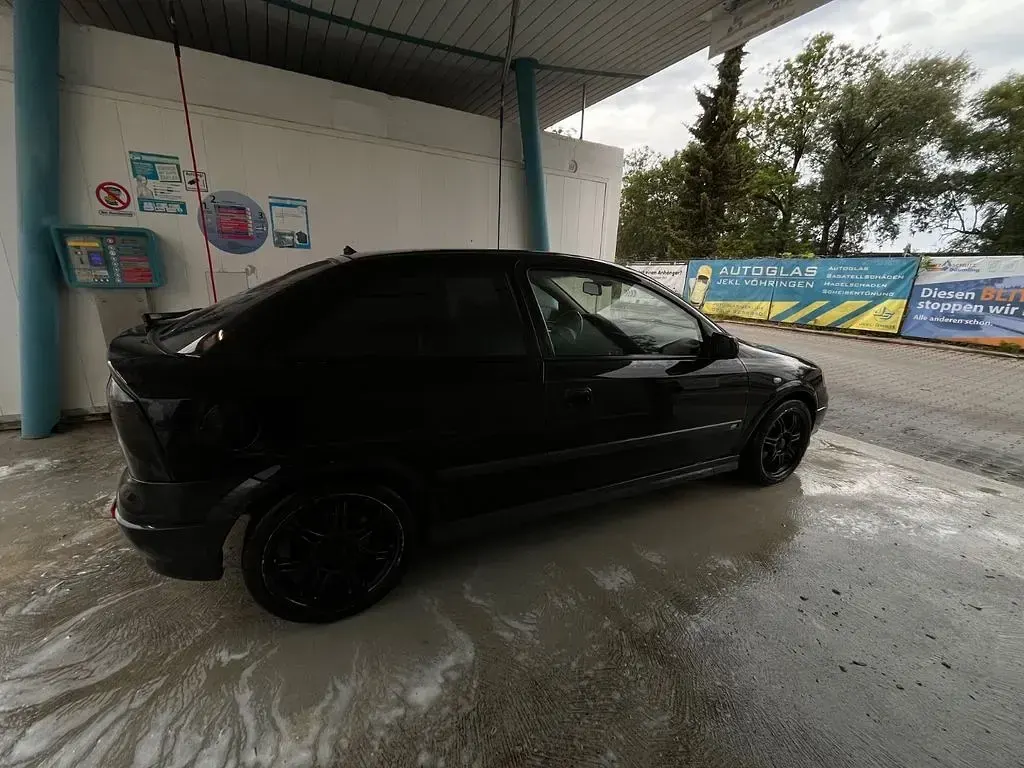 Gebraucht Opel Astra 125 PS (91 kW) 2002 Schwarz Coupé