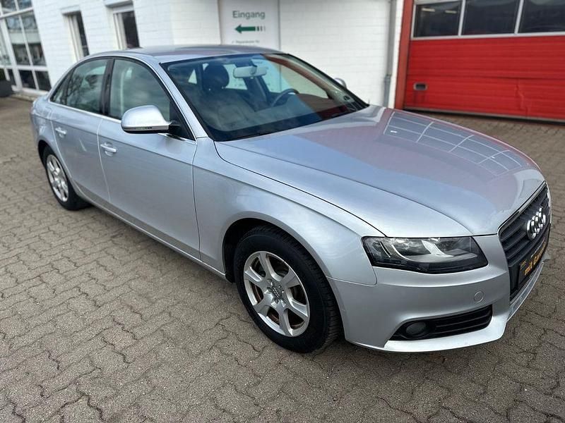 Gebraucht Audi A4 Attraction 160 PS (117 kW) 2008 Silber Limousine