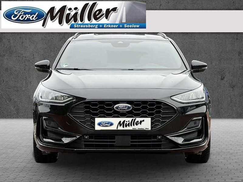 Gebraucht Ford Focus ST-Line 155 PS (114 kW) 2024 Agate black Kombi