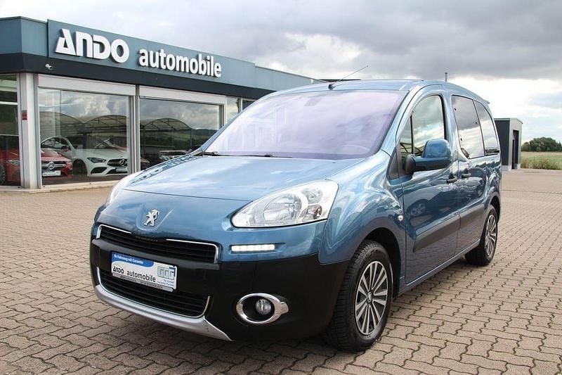 Blau Gebraucht 2014 Peugeot Partner Active Van / Kleinbus | 6.900 € (Guter Preis) - Bild 1/4