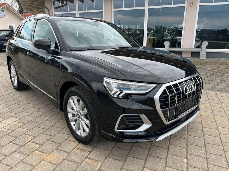 Gebraucht Audi Q3 Advanced 190 PS (139 kW) 2020 Schwarz SUV