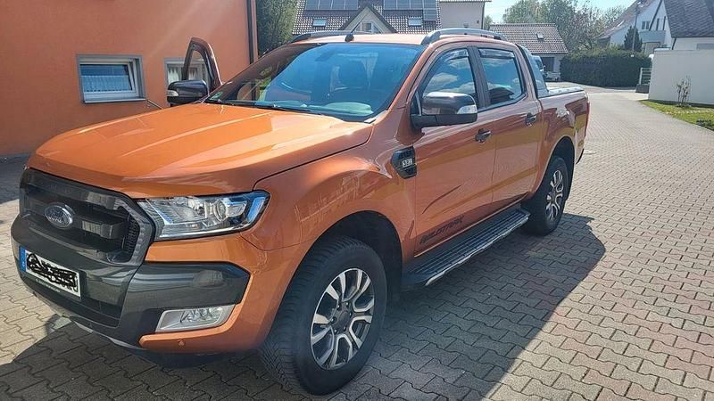 Gebraucht Ford Ranger Wildtrack 200 PS (147 kW) 2019 Orange Pickup
