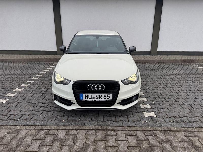 Gebraucht Audi A1 S-Line 185 PS (136 kW) 2012 Weiß Kleinwagen