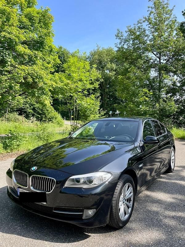 Gebraucht BMW 528 258 PS (189 kW) 2011 Schwarz Limousine