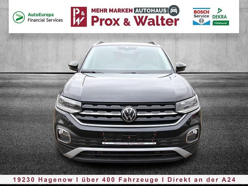 Deep black perleffekt (schwarz) Gebraucht 2022 VW T-Cross Active SUV | 19.900 € (Fairer Preis) - Bild 1/4