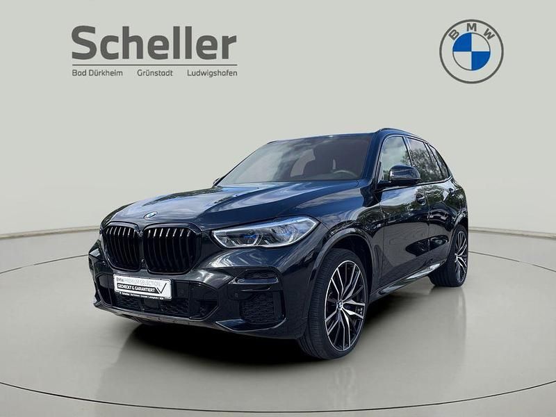 Black sapphire Gebraucht 2022 BMW X5 M Sport SUV | 65.900 € (Fairer Preis) - Bild 1/4