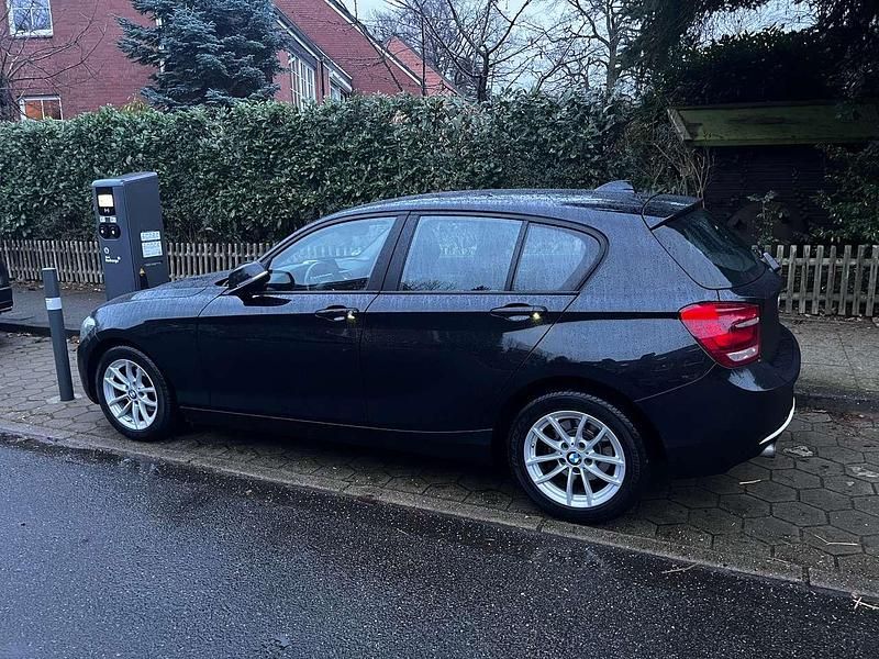 Gebraucht BMW 116 Urban Line 136 PS (100 kW) 2014 Schwarz Kleinwagen