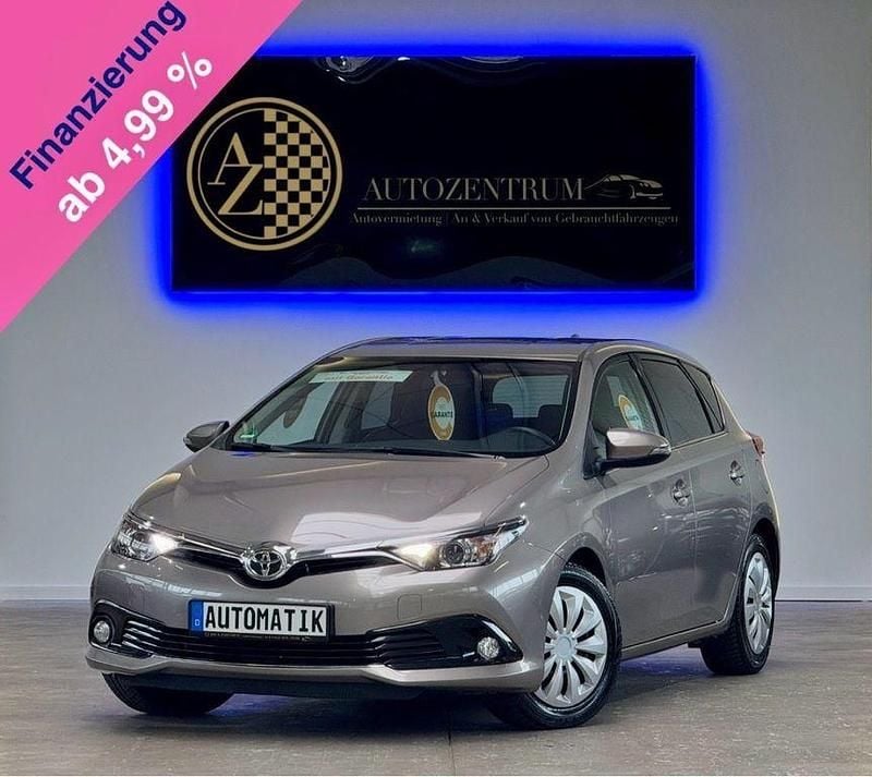 Gold Gebraucht 2015 Toyota Auris Design Limousine | 13.490 € (Fairer Preis) - Bild 1/4