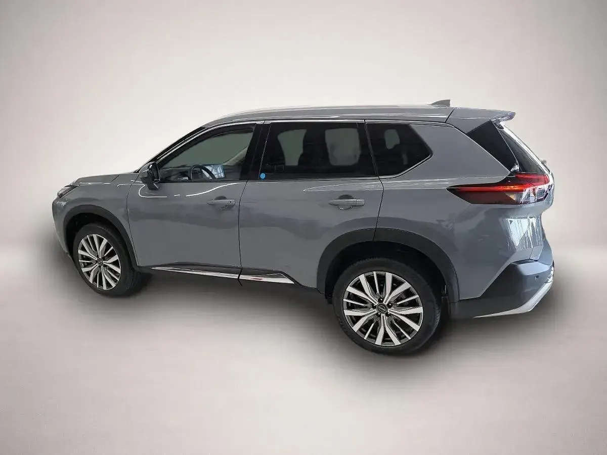 Neu Nissan X-Trail Tekna 163 PS (119 kW) 2026 Manufacturer SUV