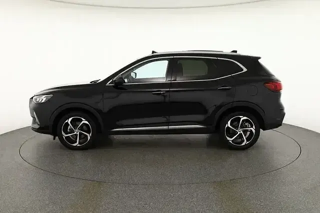 Gebraucht MG HS Luxury 162 PS (119 kW) 2023 Pebbleblackmet. SUV