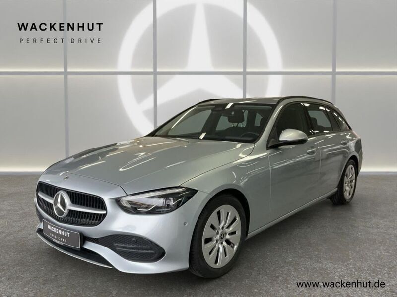 Hightechsilber metallic Gebraucht 2021 Mercedes C220 Premium Kombi | 29.990 € (Etwas zu teuer) - Bild 1/4