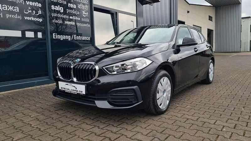 Gebraucht BMW 116 116 PS (85 kW) 2022 Schwarz Kleinwagen