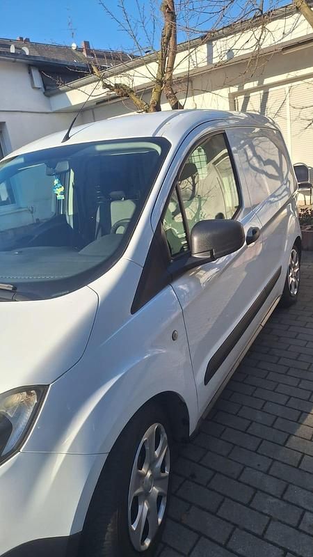 Gebraucht Ford Transit 90 PS (66 kW) 2015 Weiß Kombi