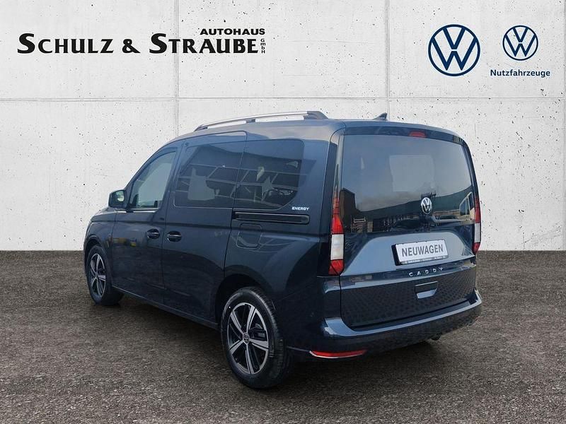 Gebraucht VW Caddy Life 122 PS (89 kW) 2026 Starlight blue metallic Van / Kleinbus