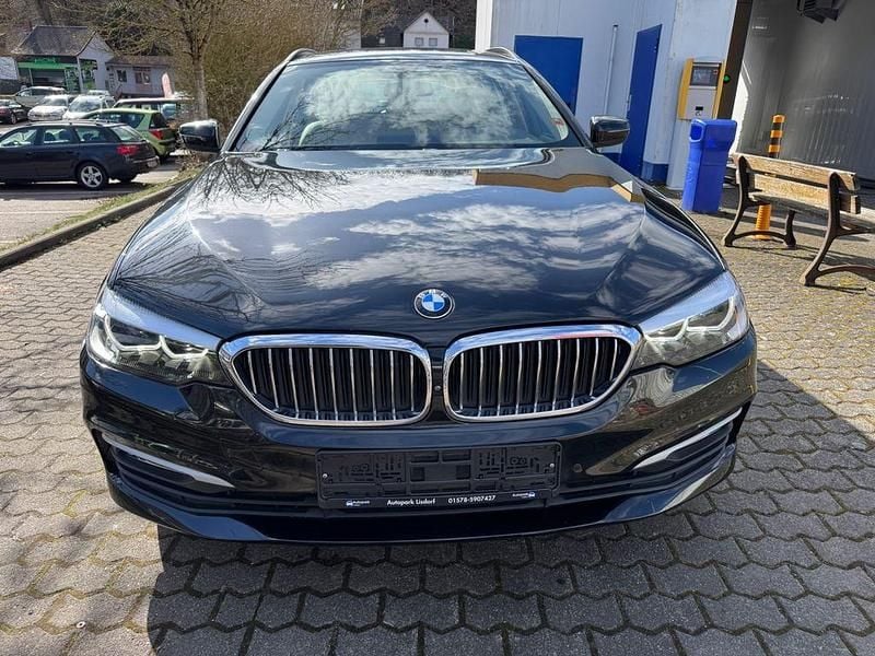 Gebraucht BMW 530 Sport Line 252 PS (185 kW) 2017 Schwarz Kombi