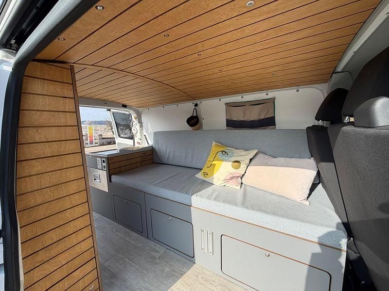 Gebraucht VW Transporter 110 PS (80 kW) 2021 Weiß Van