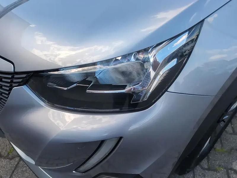 Second-hand Peugeot e-2008 Active 100 kW (136 CP) 2021 Argintiu SUV