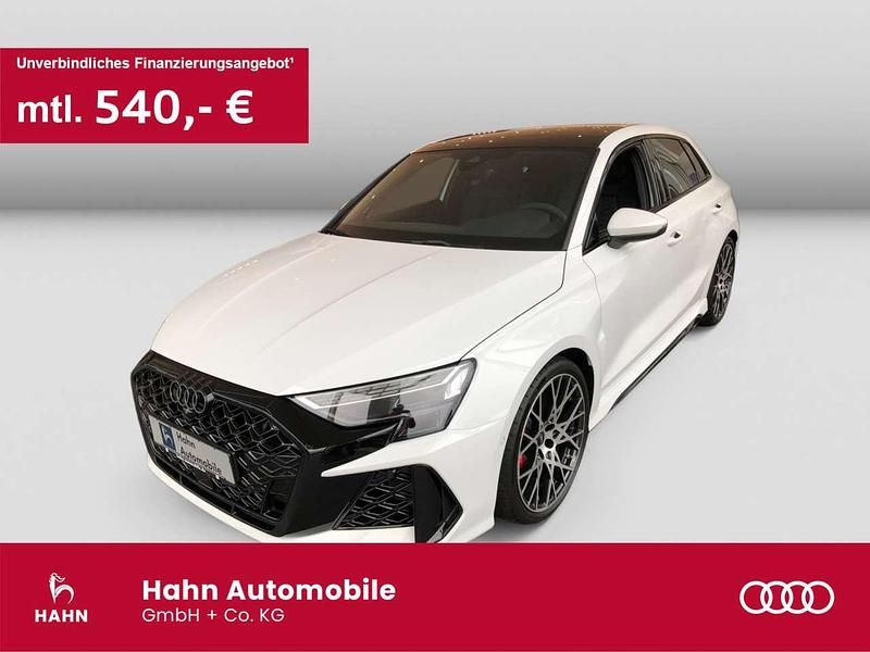 Weiß Gebraucht 2024 Audi RS3 Sportback Kleinwagen | 71.190 € - Bild 1/3