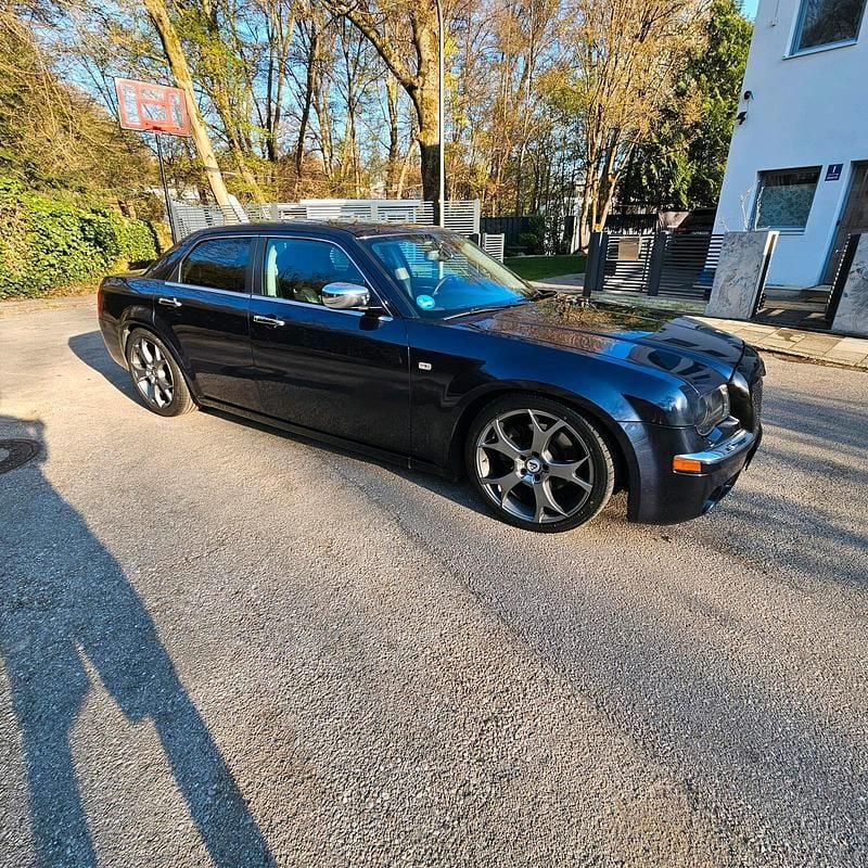 Begagnad Chrysler 300C 177 HK (130 kW) 2010 Blå Sedan