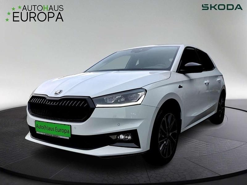 Moonweiss metallic Neu 2025 Skoda Fabia Monte Carlo Limousine | 31.990 € - Bild 1/4