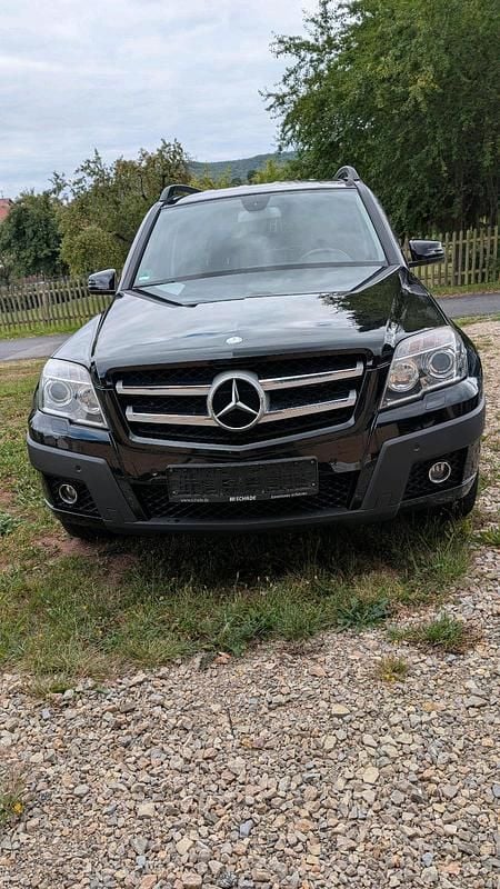 Schwarz Gebraucht 2009 Mercedes GLK320 SUV | 9.200 € (Guter Preis) - Bild 1/4