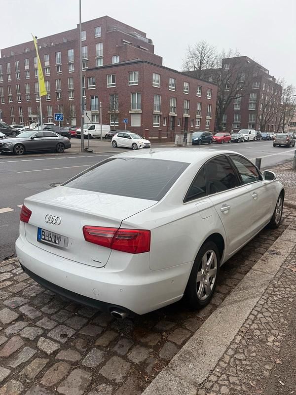 Gebraucht Audi A6 245 PS (180 kW) 2014 Weiß Limousine