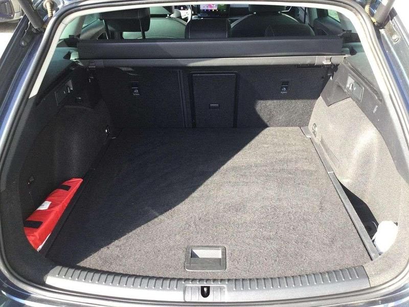 Gebraucht Seat Leon Style 150 PS (110 kW) 2023 Grau Kombi