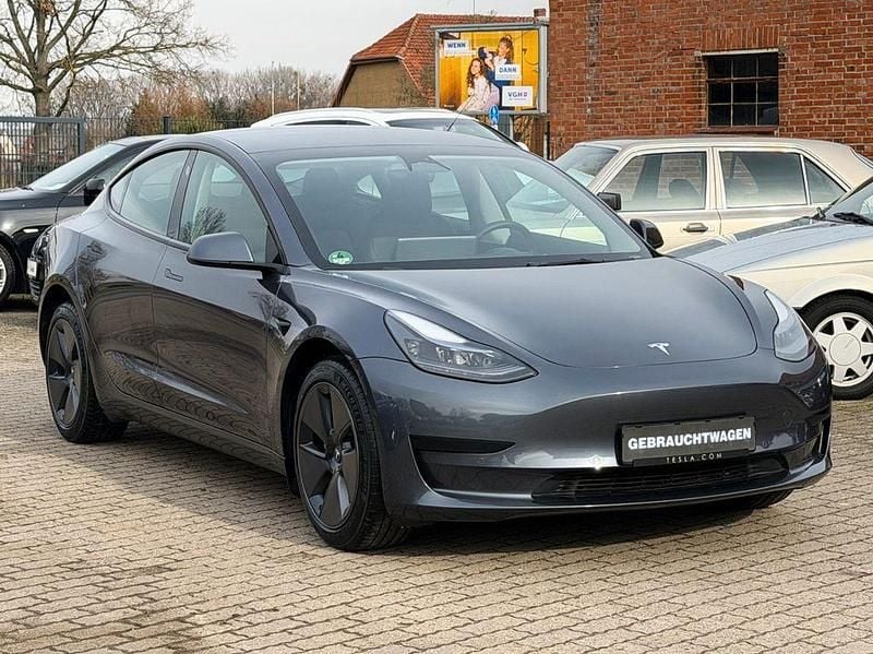 Gebraucht Tesla Model 3 RWD 208 kW (283 PS) 2022 Grau Limousine