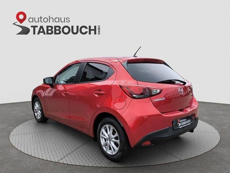 Gebraucht Mazda 2 66 PS (48 kW) 2015 Rot