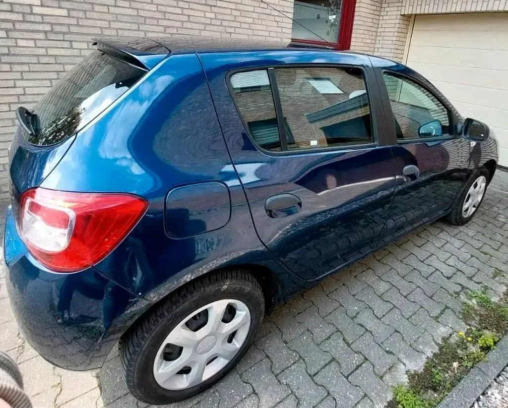 Gebraucht Dacia Sandero Ambiance 73 PS (53 kW) 2016 Blau Limousine