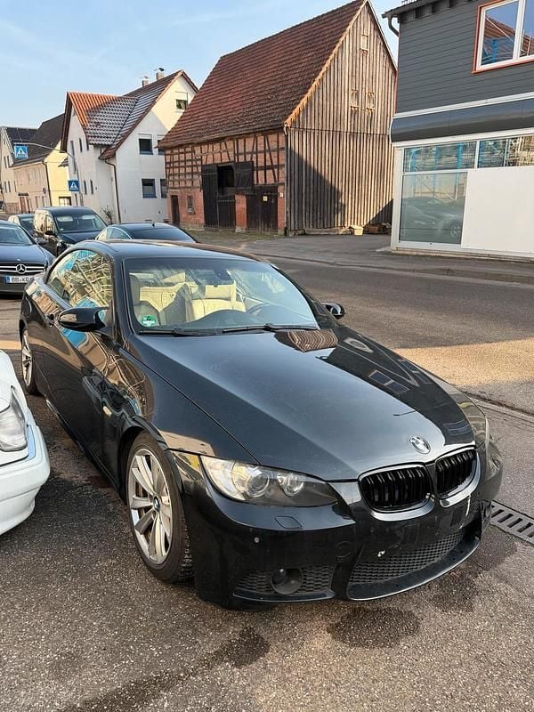 Gebraucht BMW 335 Cabriolet 306 PS (225 kW) 2007 Schwarz Cabrio