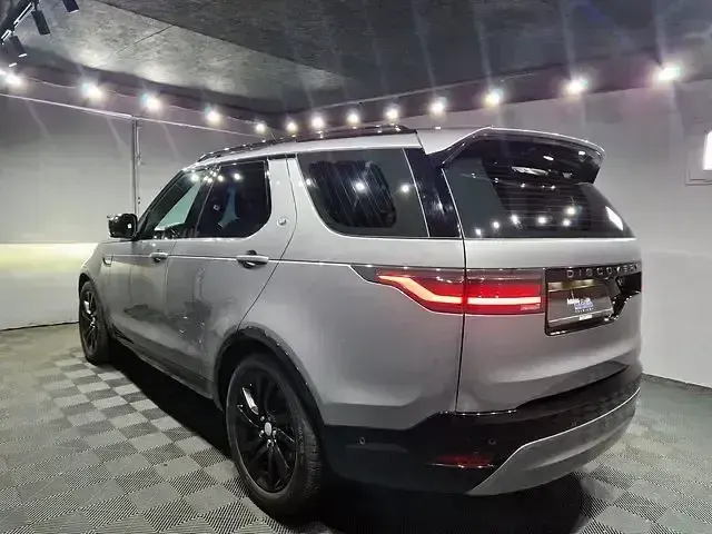 Gebraucht Land Rover Discovery 301 PS (221 kW) 2021 Eiger grey SUV