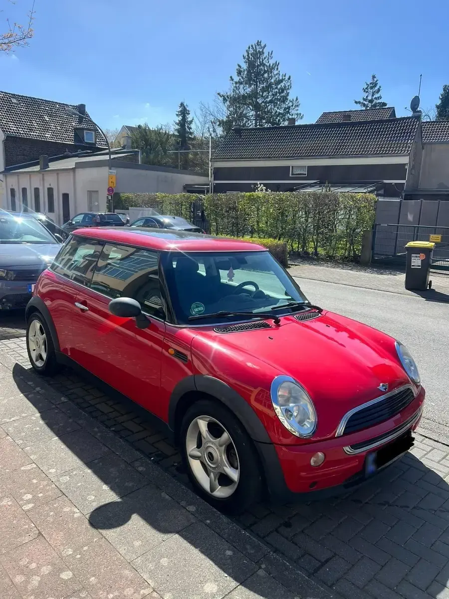 Używany Mini Cooper 90 KM (66 kW) 2005 Czerwony Hatchback