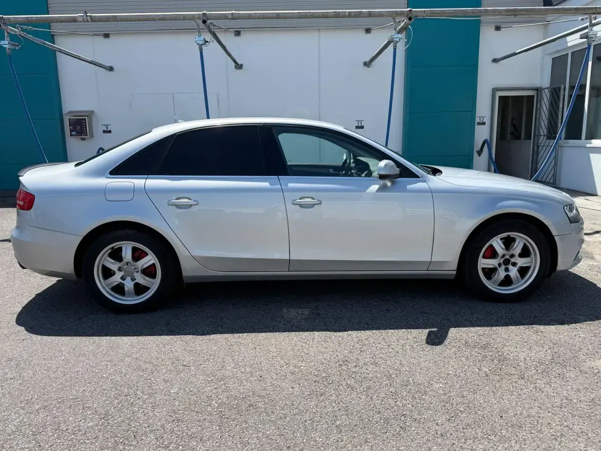 Gebraucht Audi A4 Sport 204 PS (150 kW) 2013 Silber Limousine