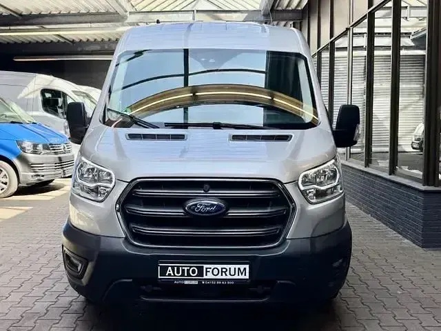 Gebraucht Ford Transit 170 PS (125 kW) 2020 Silber Van / Kleinbus