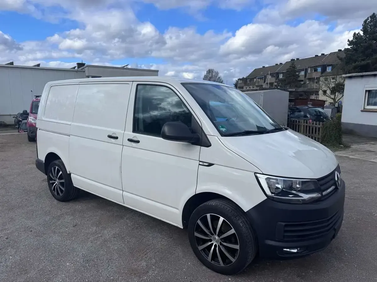 Second-hand VW Transporter 102 CP (75 kW) 2018 Alb Van