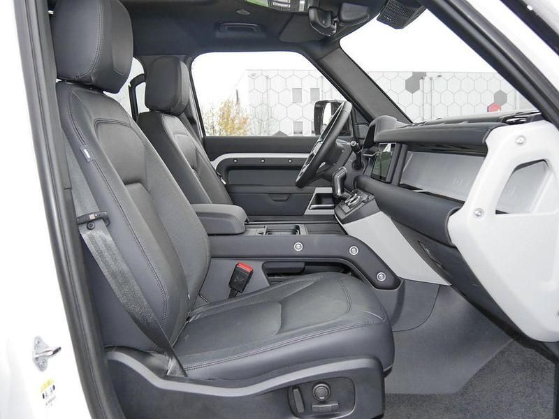 Gebraucht Land Rover Defender SE 300 PS (220 kW) 2023 Fuji white SUV