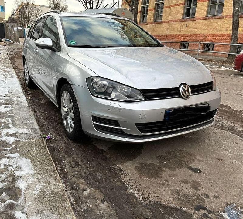 Gebraucht VW Golf VII Comfortline 110 PS (80 kW) 2015 Silber Kombi