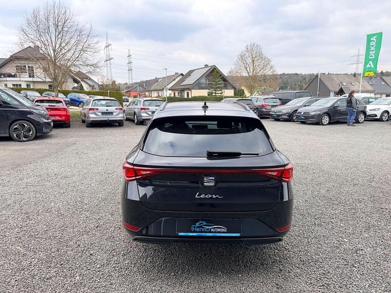 Gebraucht Seat Leon Style 116 PS (85 kW) 2022 Schwarz Kombi