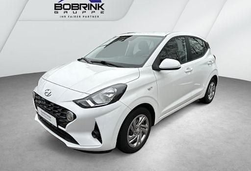 Gebraucht Hyundai i10 Select 67 PS (49 kW) 2021 Weiß Kleinwagen
