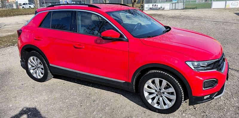 Gebraucht VW T-Roc Sport 150 PS (110 kW) 2021 Rot SUV