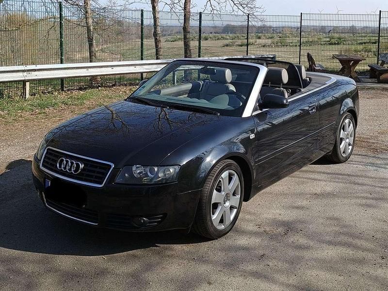 Schwarz Gebraucht 2002 Audi A4 Cabriolet Cabrio | 5.950 € (Teuer) - Bild 1/4